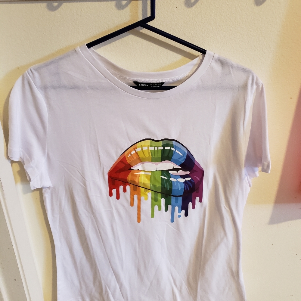 Women's shirt